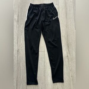 Nike dri-fit small black